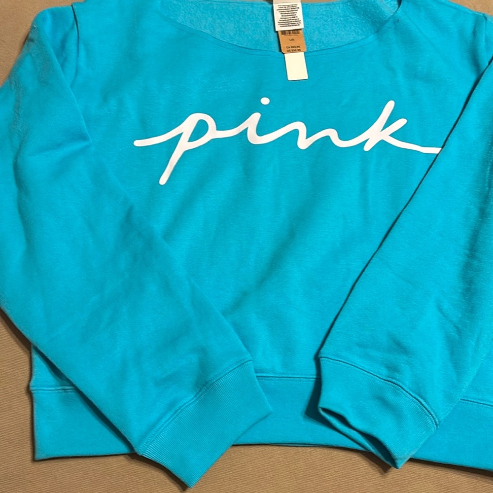 Women’s sweatshirt